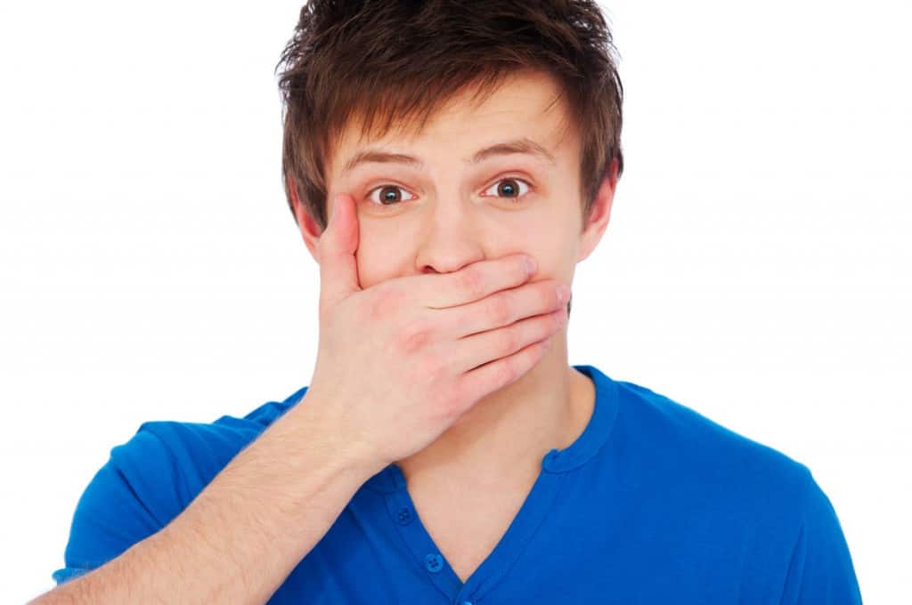 Woher rührt der Begriff "Sich ins Fäustchen lachen" ?