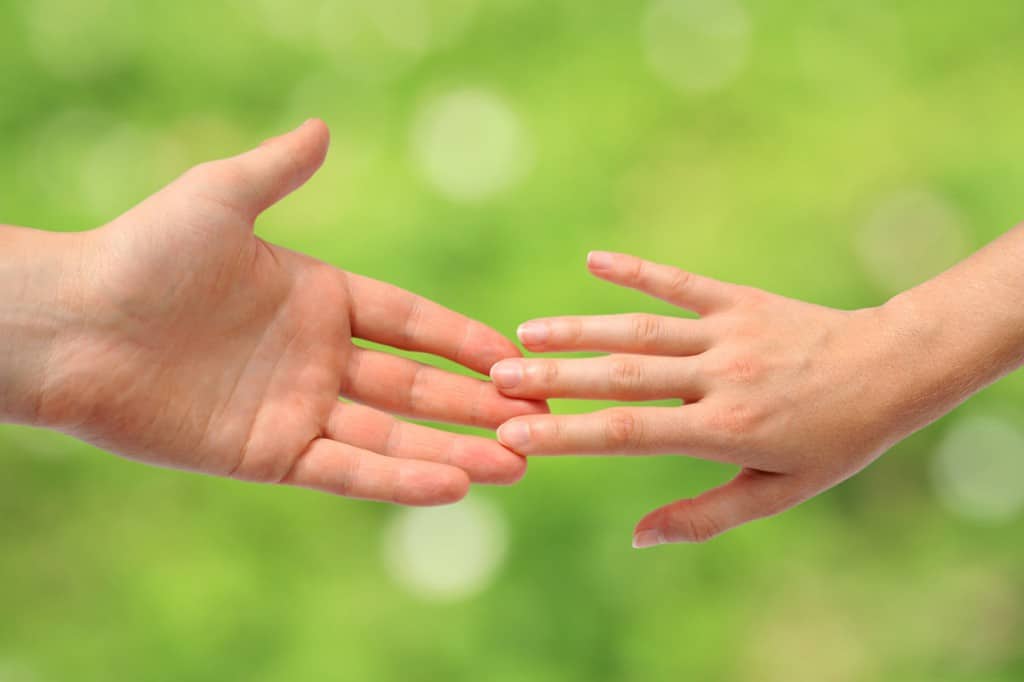 Woher stammt die Bezeichnung "Von Hand zu Hand gehen"?