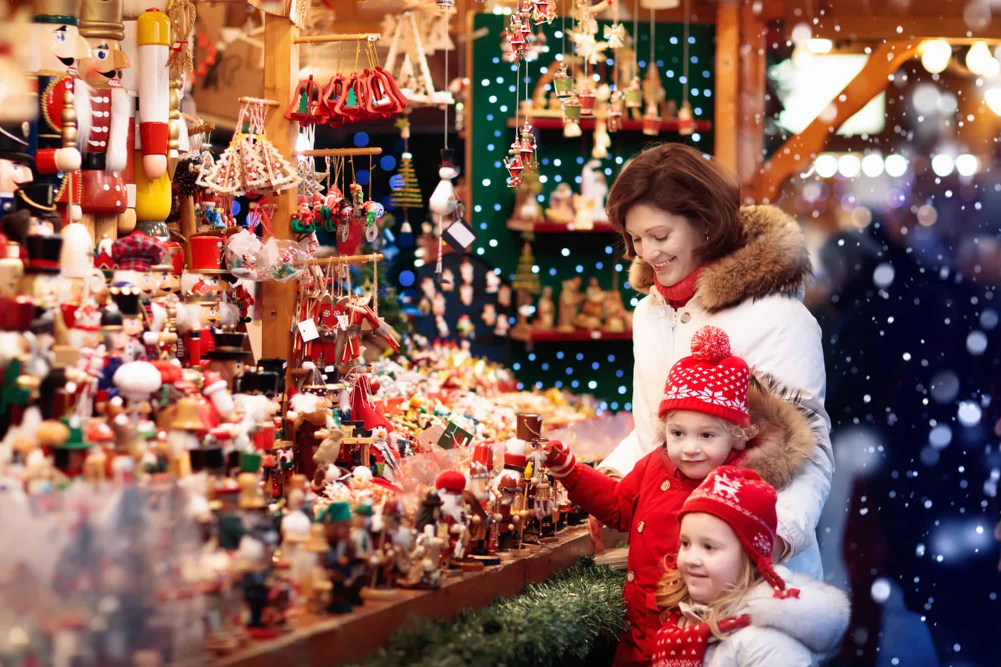 Hamburger Rathaus und Weihnachtsmarkt