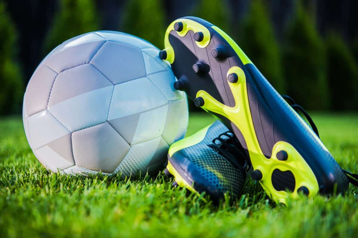 Den richtigen Fußballschuh finden